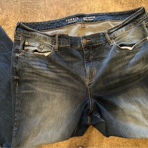 listing-status-banner